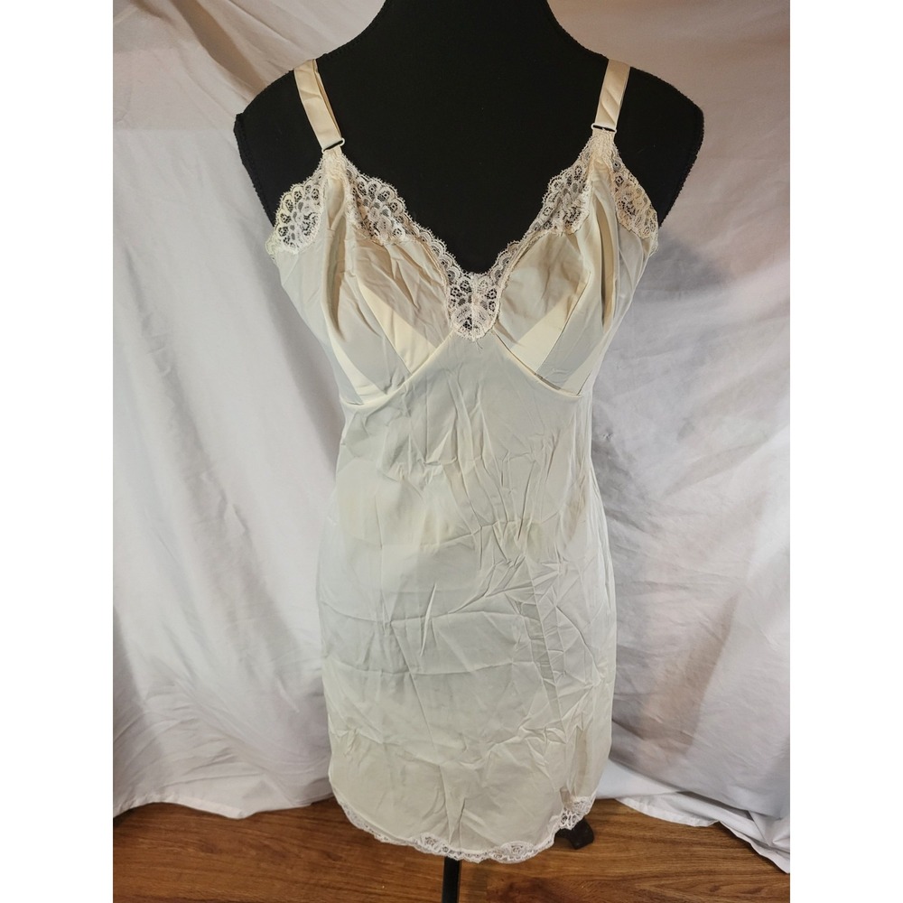 Wonder Maid 34 Full Slip Women‎ White Vintage Nylon Lace Trim 2511